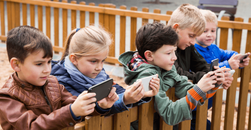 Smart Choices: How to Manage Kids’ Smartphone&nbsp;Use